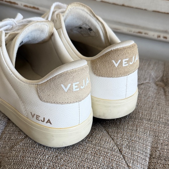 Veja White Leather Sneakers with Beige Suede V Detail - Picture 5 of 6